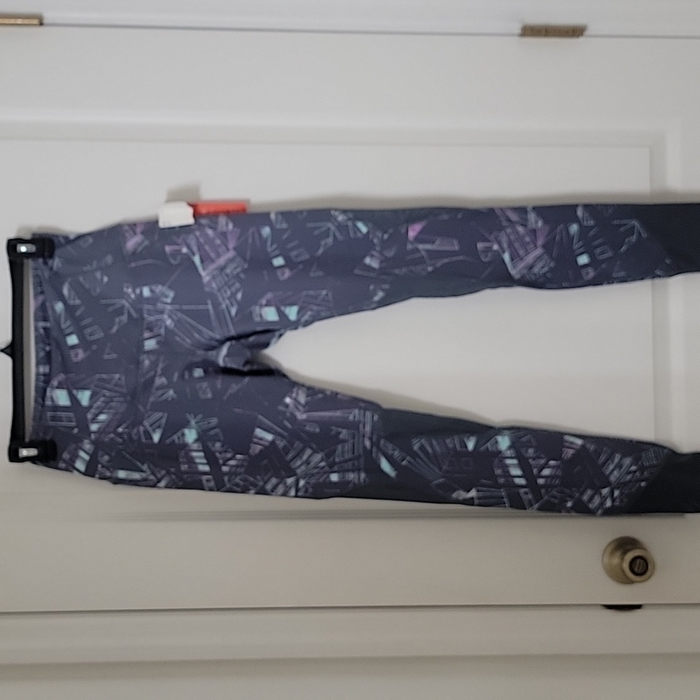 Zella Size S Gray Graphite Geometric Print Perforated Mesh Leggings NEW with Tag